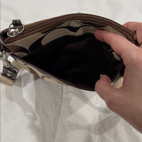 Coach Signature Stripe Swing Pack crossbody - Picture 4 of 10